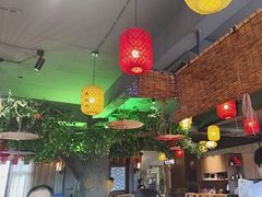 -头上红煨盐鸡·非遗院子餐厅