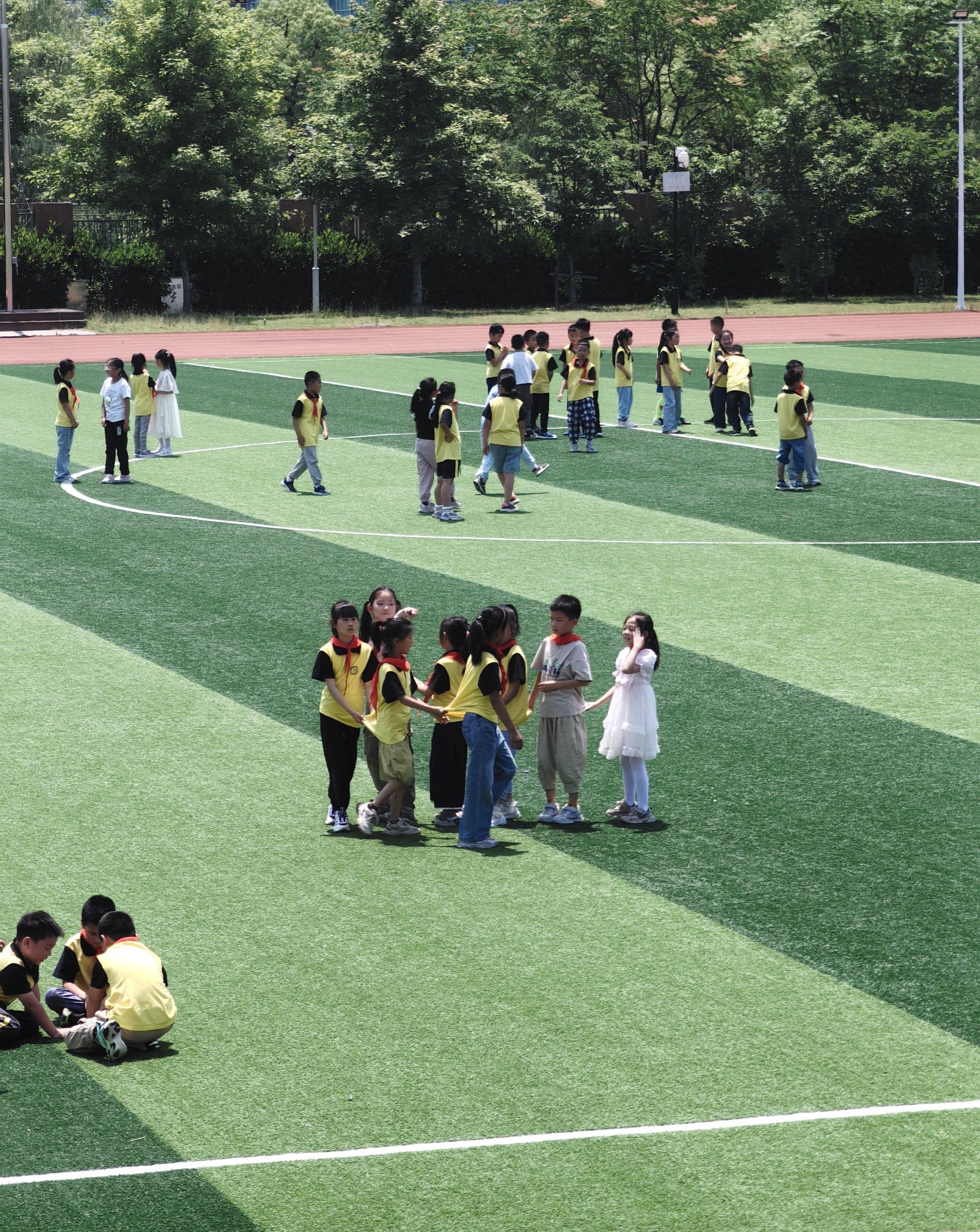 小学生快乐的体育课