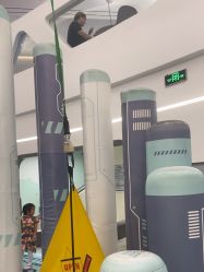 -MINI MARS 移动的空间站乐园·餐饮·派对(浦东金桥店)