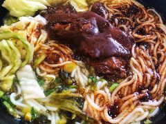 -花溪巷牛肉粉(泉城路店)