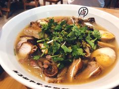 超级杂锦粉-狮头牌卤味研究所·卤味饭(花城汇南区店)