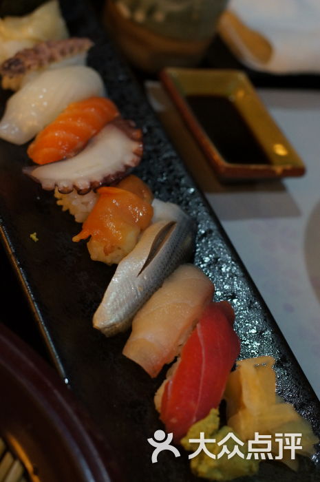 荞麦人寿司拼盘图片 - 第5张