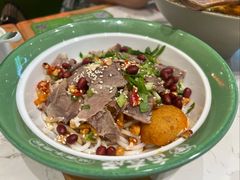 湖南麻辣拌粉-百春原湖南牛肉粉(百联世纪店)