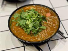 -肥汁米蘭香港米线(长宁来福士店)