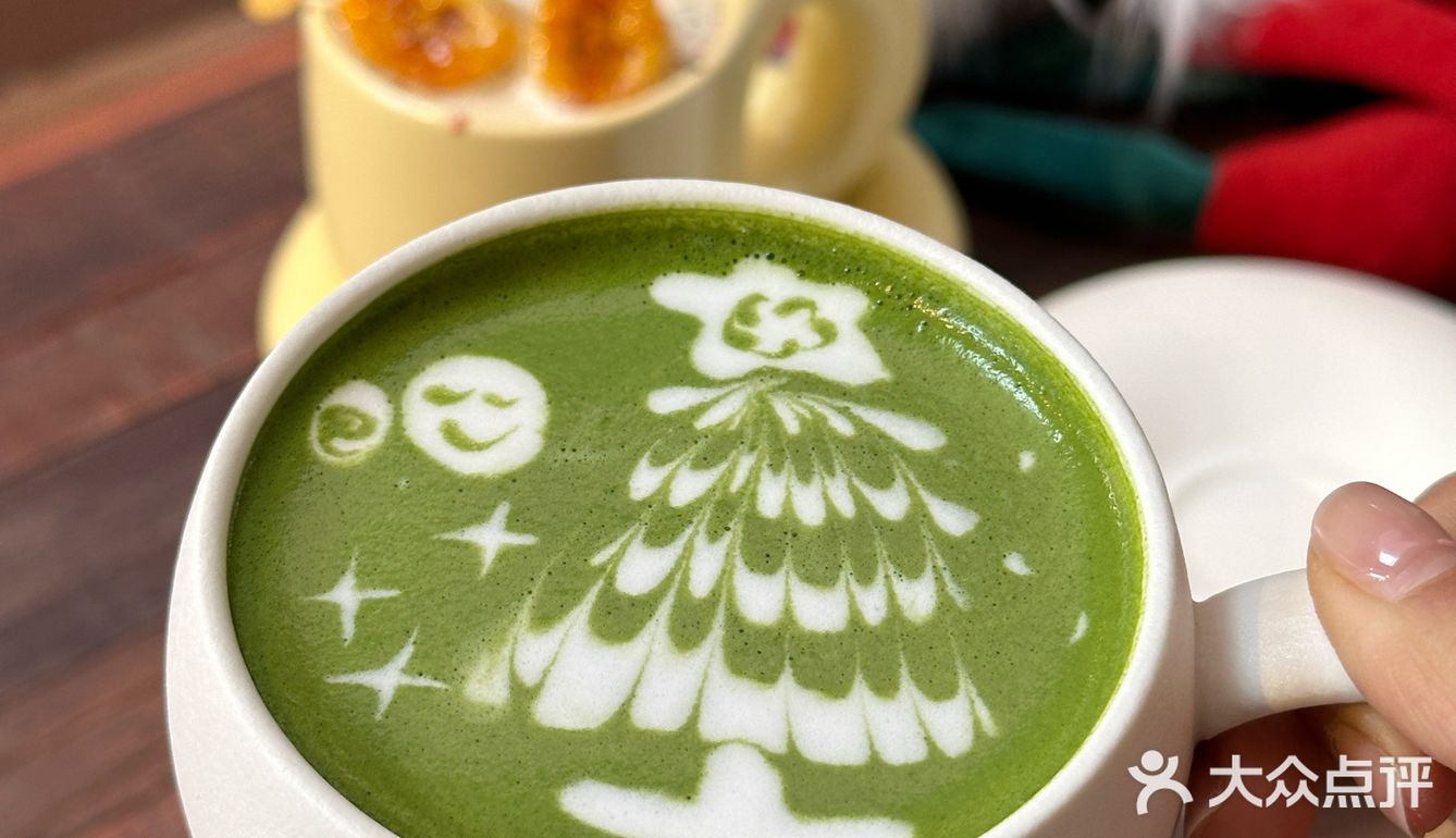 三里屯的这家咖啡店真的好漂亮！圣诞🎄氛围