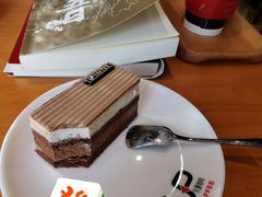 -西西弗书店&矢量咖啡(凯德晶萃广场店)