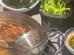 -伴山牛贵州黄牛肉火锅·苗疆非遗艺术餐厅(上海首店)