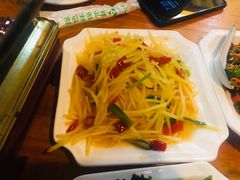 -临江餐馆二楼美食部落