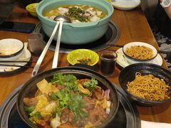 -重庆鸡公煲·青锅花椒鱼(牡丹江路店)