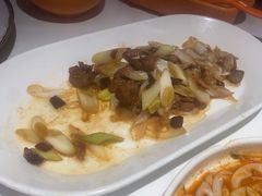 -谷丽麦馕新疆菜·清真(步步高梅溪新天地店)