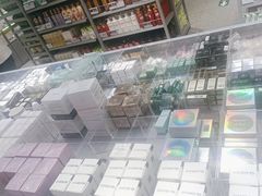 -嗨特购HitGoo(朝阳合生汇店2店)
