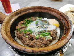 窝蛋牛肉煲仔饭-红星光发煲仔饭(大石街店)