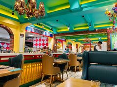 -米德维奇俄式西餐厅(西六道街店)