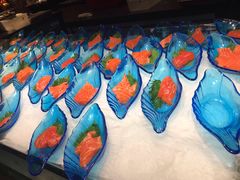 三文鱼-钱小奴海鲜自助黑金店(杭州滨江龙湖店)