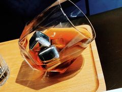 -物质生活书·酒吧