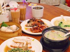 鲜虾云吞面-澳门陈光记烧味饭店(南京德基广场店)