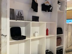 -普拉达游泳健身(水湾1979店)