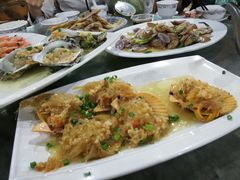 -四川小胡子海鲜(丁村万人海鲜广场店)