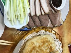 -李连贵熏肉美食酒楼(东市商贸店)