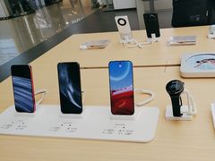 -华为授权体验店(中山公园来福士)