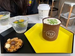 -茶是一枝花泡茶店