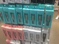 -名创优品(广东东莞东城万达2店)