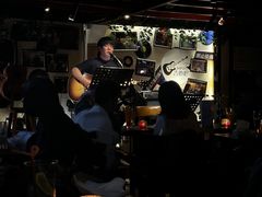 -南锣鼓巷吉他吧(鼓楼店)
