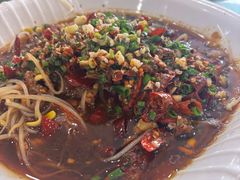 水煮牛肉-鹏城人家海鲜酒家·23年老字号(较场尾店)