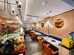 -樾餐厅泰式海鲜火锅(民歌湖店)