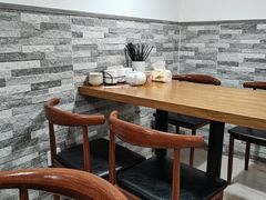 -黄阿姨锅贴大王(万航渡路店)