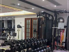 -简·无界健身工作室·运动康复·体态(石厦店)