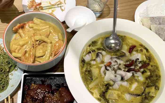 芷兰燕禾燕(海安万达店)