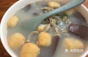 Old Duck Soup Noodle with Shredded Meat