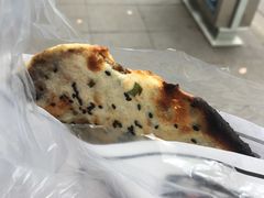 梅干菜瘦肉大烧饼-朱阿根烧饼(赤峰路店)