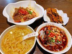 -丝丝香王凉粉(汇宇店)