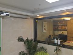 -半岛宠物医院24小时·内窥镜·牙科·碎石中心(府城大道店)