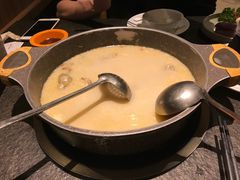 -煲宫猪肚鸡(昆山金鹰国际购物中心店)
