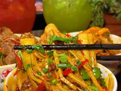 -牛市坎火锅(建设路店)