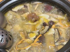 -菌之家·专业纯野生菌火锅·特色炒菌