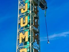 -巨鹏飞梦幻海岸