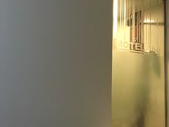 -莫泰酒店(上海虹桥北新泾地铁站天山路店)