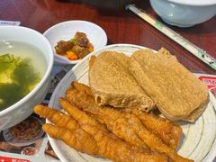 -扬二春炒饭(国庆路总店)