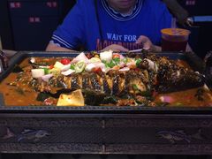 -里岛烤鱼(东港凯虹广场店)