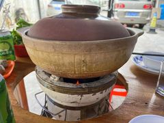 -广味炭炉鸡煲(宝业路分店)