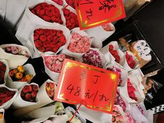-溪岸路花鸟市场