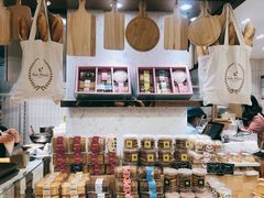 零售区-早安巴黎(四季坊店)