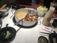 -左庭右院鲜牛肉火锅(浦江欢乐颂店)