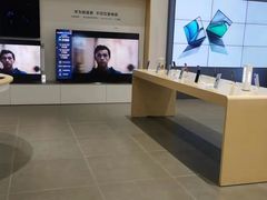 -华为授权体验店(中山公园来福士)