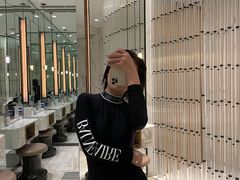 酒店的泳池換衣間-广州四季酒店
