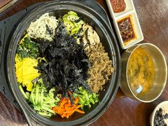 -釜山豚骨汤饭(芝罘万达广场店)